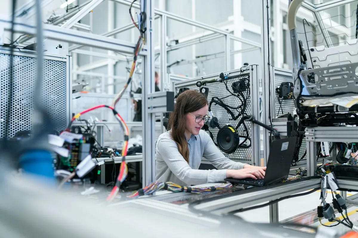 Manufacturing IT solutions by Sologenx